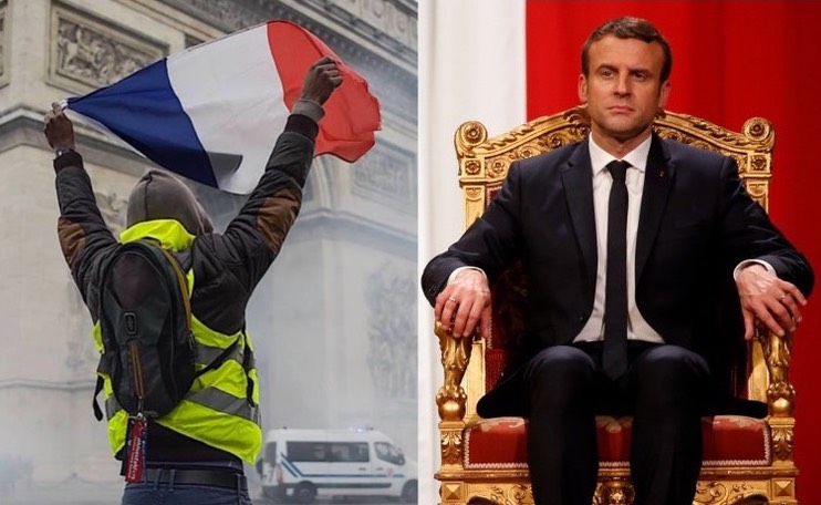 1-Gilet-jaune-Macron-trône