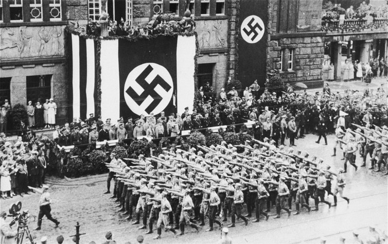 Défilé nazi