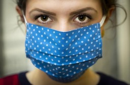 550882-coronavirus-les-autos-pour-fabriquer-son-propre-masque-de-protection-2