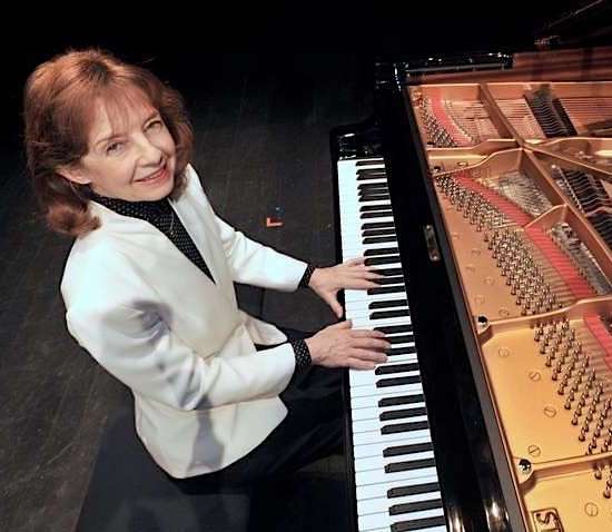 Anne-Quéffelec