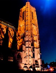 Berry-Bourges-Nuits-Lumiere-TourNordCathedrale861