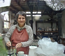 Reflets : la nature semble entrer dans l'atelier de Brigitte, et a sent le caf !