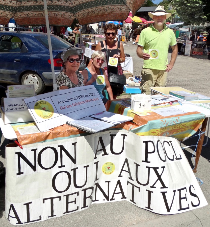 Brocante de La Borne-2016. Le stand de "Non au POCL !".jpg