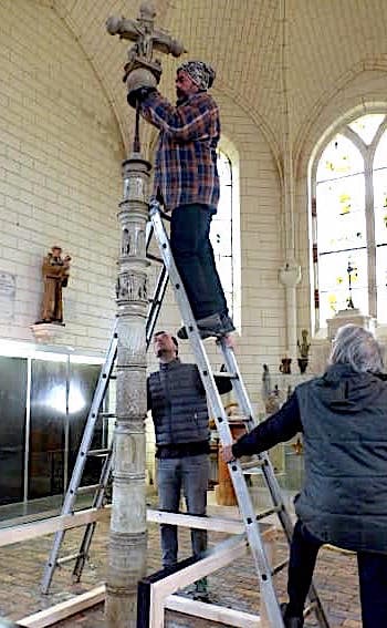 museePoterie2019PoseCroixTalbot