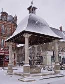 La place Henri IV sous la neige, souvenir de 2009.