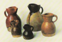 Pichets anciens, collection du Musée de la poterie de La Borne.