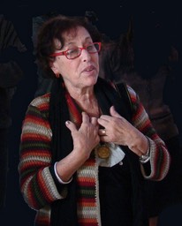 Teresa Girons "je suis heureuse d'exposer  La Borne".