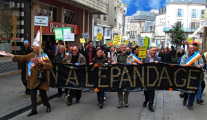 Sans titreBerry-manifestation anti boues Bourges